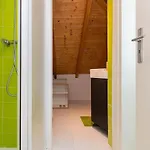 Attic With Balcony In Bairro Alto Lejlighed *